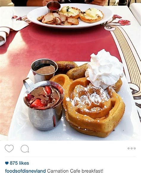 Pin By Cassandra Longoria On Disneyland Foods We Must Try Yummy