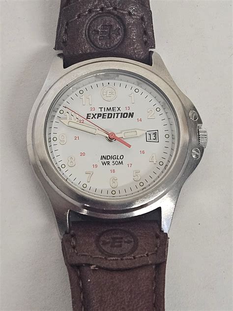 Vintage Womens Timex Expedition Indiglo Military Style Field Watch Works Perfectly Ships Free