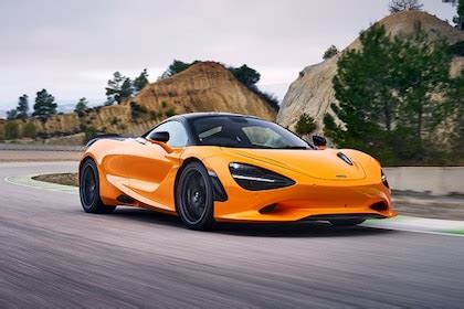 Mclaren 750S On Road Price (Petrol), Features & Specs, Images