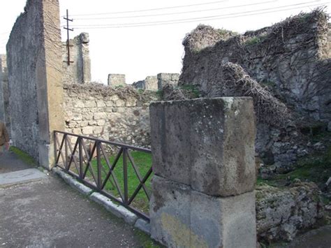 Vii Pompeii December Looking East Across Entrance