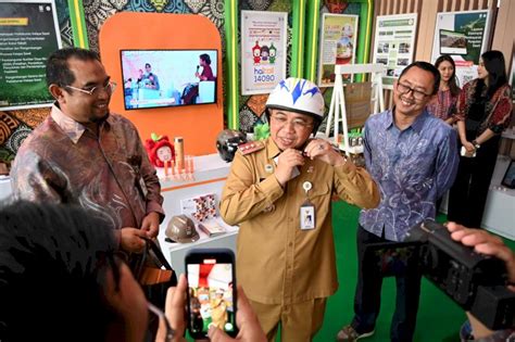 Kolaborasi BPDPKS Dan Kemenkeu Kelapa Sawit Diperkenalkan Ke Anak Anak