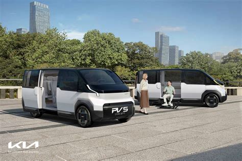 @CES Kia Intros PBV Modular Vehicle with Concept PV5 | auto connected ...