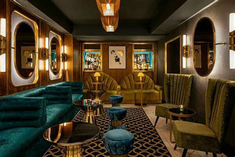 Pin By Juana Pineda On En Combinados Bar Interior Design Lounge