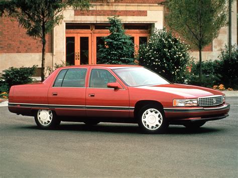 1996 Cadillac DeVille - Information and photos - MOMENTcar