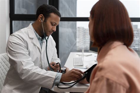 Check up médico anual conheça os exames que não podem faltar UMC