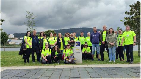 Narón A Coruña recibe a los peregrinos de Camiño do Mar en el paseo