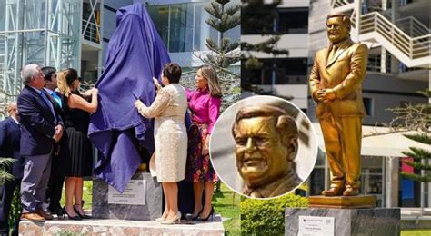 Facebook viral Perú César Acuña y su estatua dorada en tamaño real que