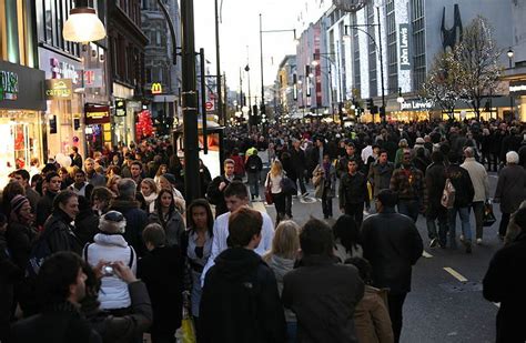 Visit England: Oxford Street Shops