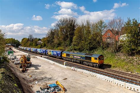 20220423 IMG 1096 GB Railfreight Class 66 7 No 66725 SUN Flickr