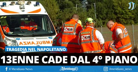 Tragedia Nel Napoletano Bambino Cade Dalla Finestra E Muore Voleva