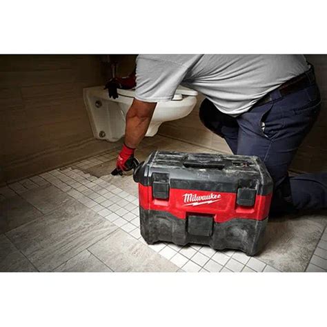 Milwaukee 0880-20 M18 Cordless Wet / Dry Vacuum