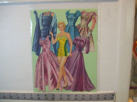 Vintage 1956 Dinah Shore Paper Doll 1956 Etsy Paper Dolls Dinah