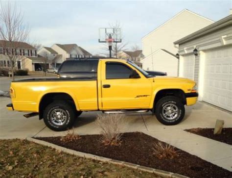 Purchase Used 1999 Dodge Dakota 4x4 Sport In Indianapolis Indiana