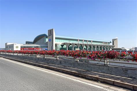 R Mqi Diwopu International Airport Urc China