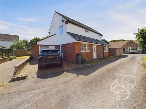 Meadow Grass Close Stanway 5 Bed Detached House For Sale £550 000