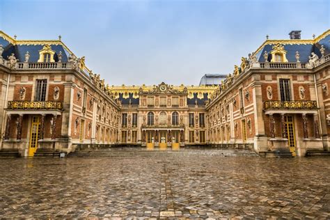 Public Transport From Paris To Palace Of Versailles - Transport Informations Lane