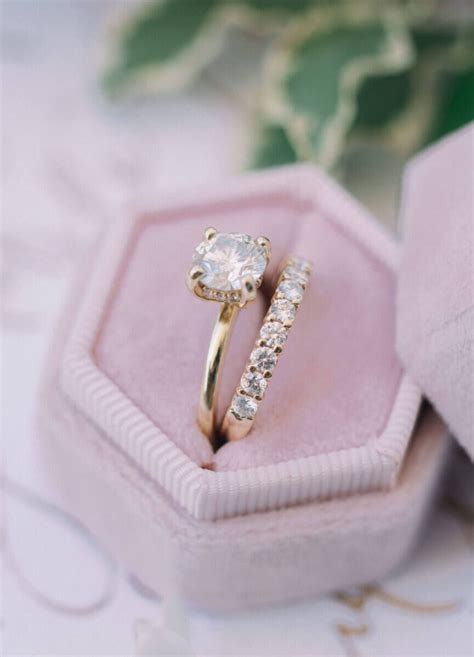 Wedding Ring Design Guide: Expert Tips on Cuts, Bands & More