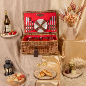 Salisbury Willow Picnic Hamper For Four By Greenfield Collection