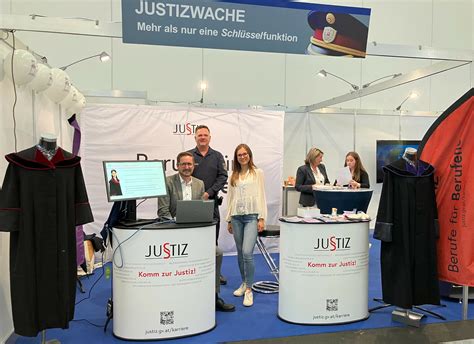 Spannende Jobangebote Justiz präsentiert sich auf der Messe Jugend