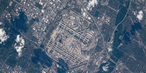 COVID pandemic helps make O'Hare world's most connected airport | Crain ...