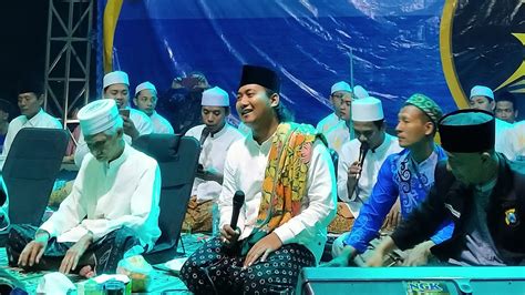 NELAYAN KARANGAGUNG BERSHOLAWAT BERSAMA UST RIDWAN ASYFI FATIHAH