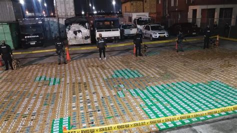 Decomisan una tonelada de cocaína en Ecuador con destino a México