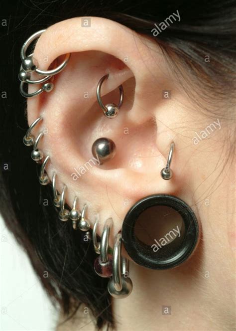 multiple ear piercings | Tumblr