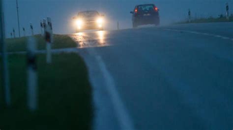 Verkehr Nebel N Sse Dunkelheit Das M Ssen Autofahrer Im Herbst