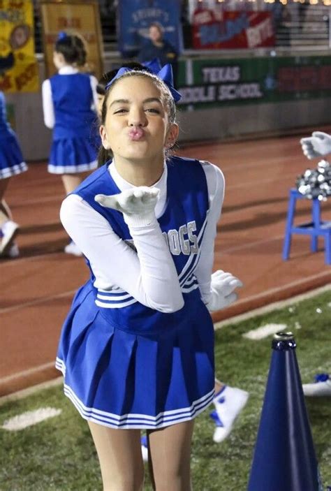 Pin By Ben Tucker On Lilimar Hernandez Cheerleader Girl Bella And