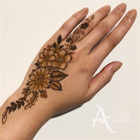 Prettiest Floral Mehendi Designs For The Trendsetter Brides Latest