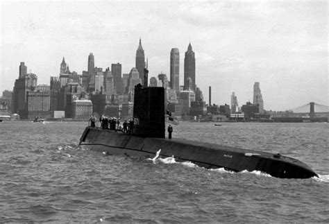 U S S Nautilus Primer Submarino At Mico