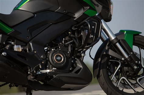 Bajaj Dominar 400 Chega Ao Brasil Memória Motor