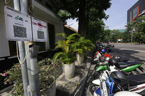 Ini 5 Ruas Jalan Di Surabaya Sebagai Pilot Project Pembayaran Parkir