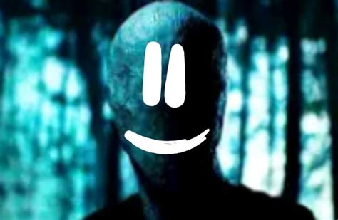 Slenderman with face. : r/Slender_Man