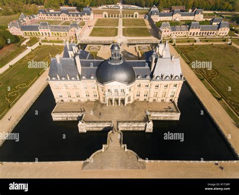 Aerial view of vaux le vicomte hi-res stock photography and images - Alamy