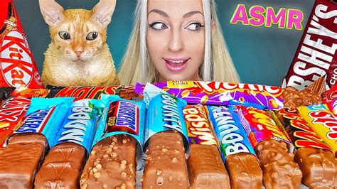 Asmr Eating Chocolate Candy Bars Ice Cream Snickers Kinder 초코바 초콜릿