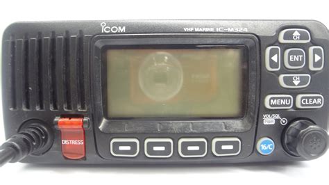 Icom Ic M324 Marine Vhf Two Way Radio Transceiver Unit With Hm 200b