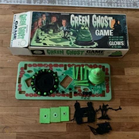 Vintage 1965 Green Ghost Glow In the Dark Board Game Transogram Company ...