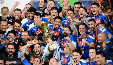 Napoli Logró Título de la Copa de Italia Entre Bolas