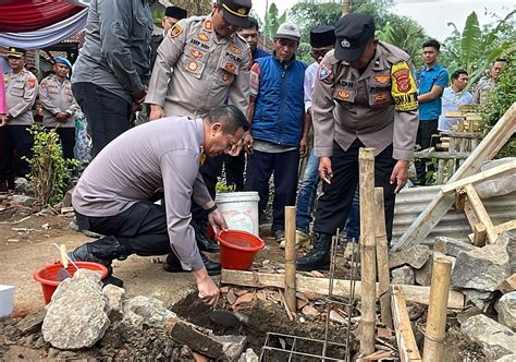 Peletakan Batu Pertama Pembangunan Rumah Layak Huni Di Pameungpeuk