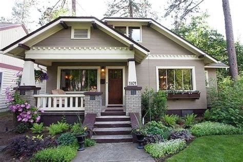 32 Creative Home Front Landscape Design Ideas Bungalow Exterior Bungalow Landscaping