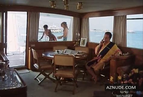 A TU PER TU NUDE SCENES AZNude