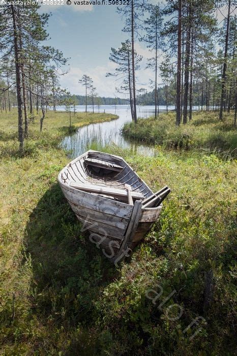 Suolammen Vanha Puuvene Outi Ritvanen Suomen Suurin Kuvapankki