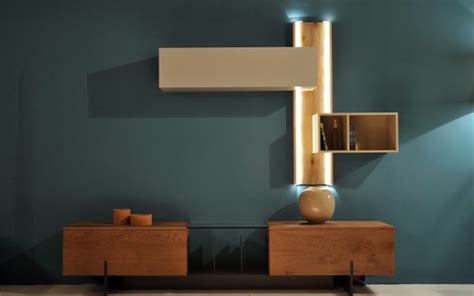 flip wall unit resaikos