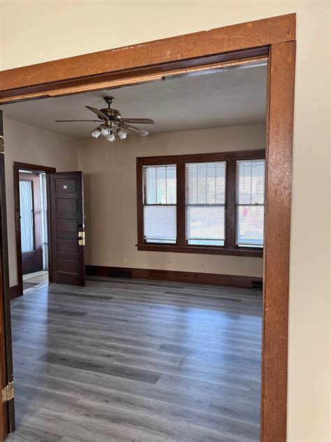 1 Bed 1 Bath - Apartment - Property Rentals - Davenport, Iowa