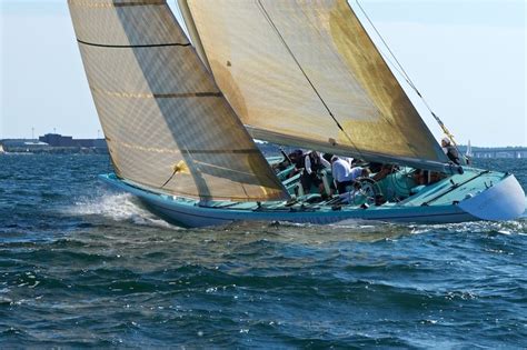 12 M Courageous Sailing Yacht Americas Cup Yachts Classic Sailing