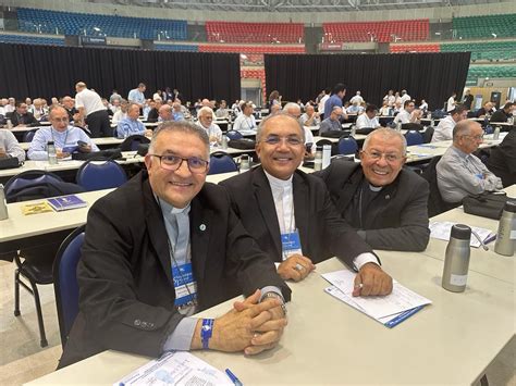 Dom Josaf Dom Vitor E Dom Genivaldo Juntos Na Assembleia Geral Dos