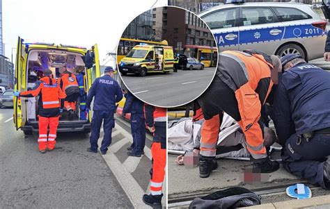 Pieszy wpadł pod tramwaj Dramatyczny wypadek w centrum Warszawy