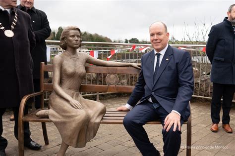 Hommage à Grace de Monaco en Irlande Noblesse Royautés