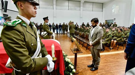 Presidente Boric Rinde Homenaje Al Teniente S Nchez En Emotivo Velorio